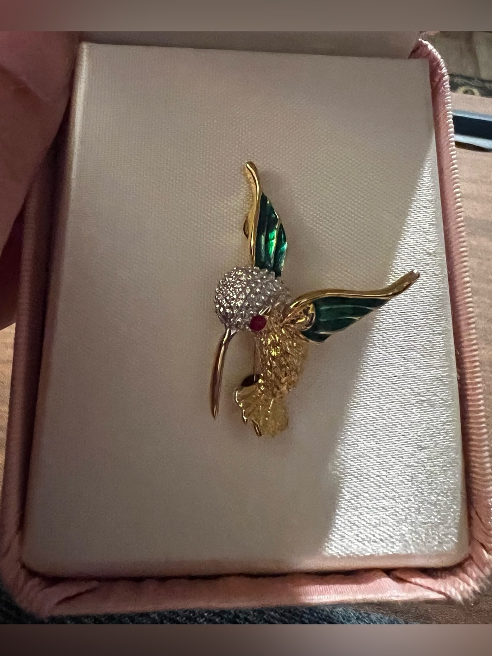 VTG Marvella Estate Hummingbird Brooch Pin Gold Tone Rhinestone Enamel w/ Box